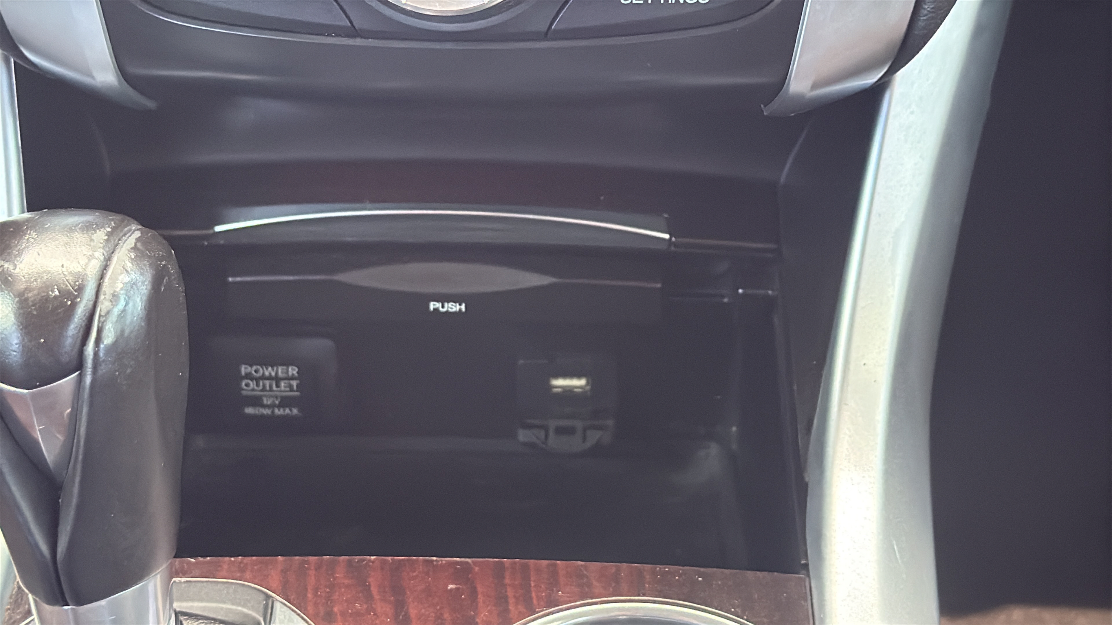 Used 2017 Acura TLX FWD image 16