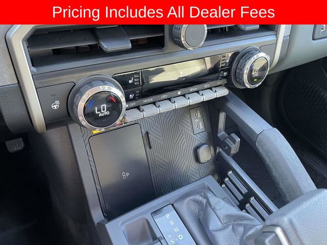 Used 2025 Toyota Tacoma 4x4 Double Cab Hybrid image 34