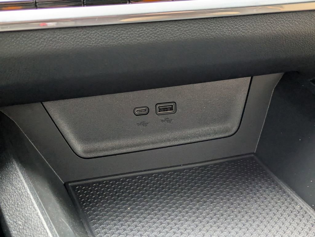 New 2026 Chevrolet Equinox ACTIV w/ Convenience Package III image 29