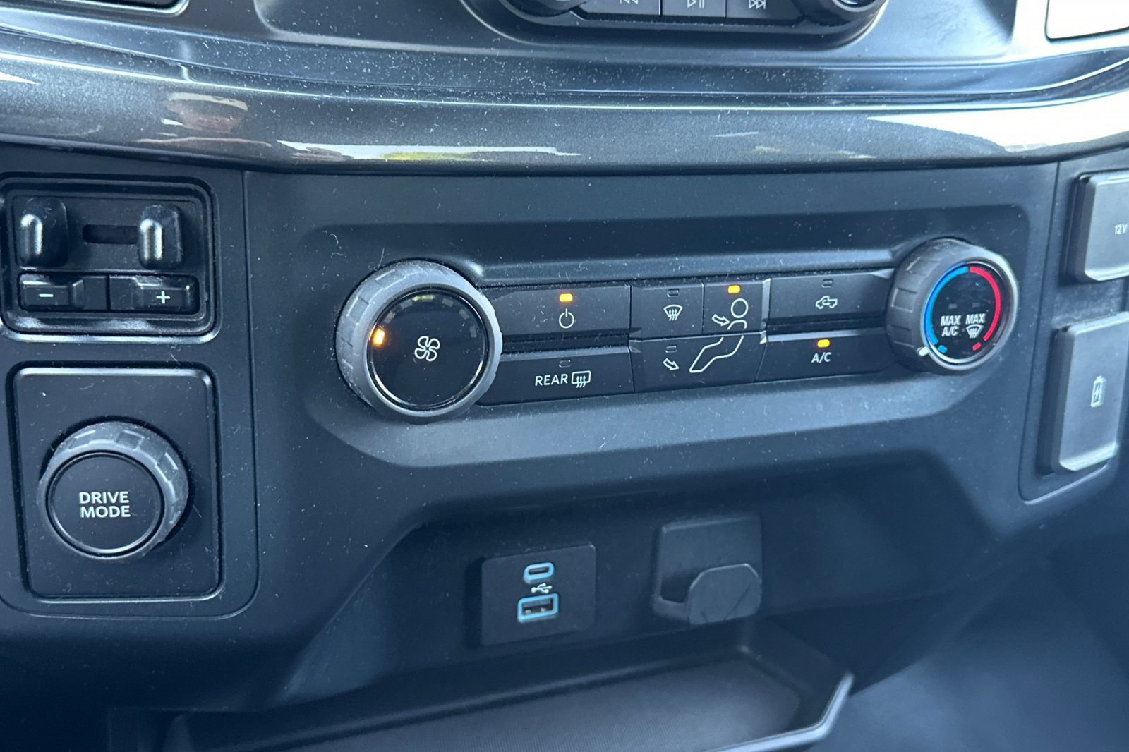 Used 2022 Ford F150 XL w/ STX Appearance Package RWD image 20