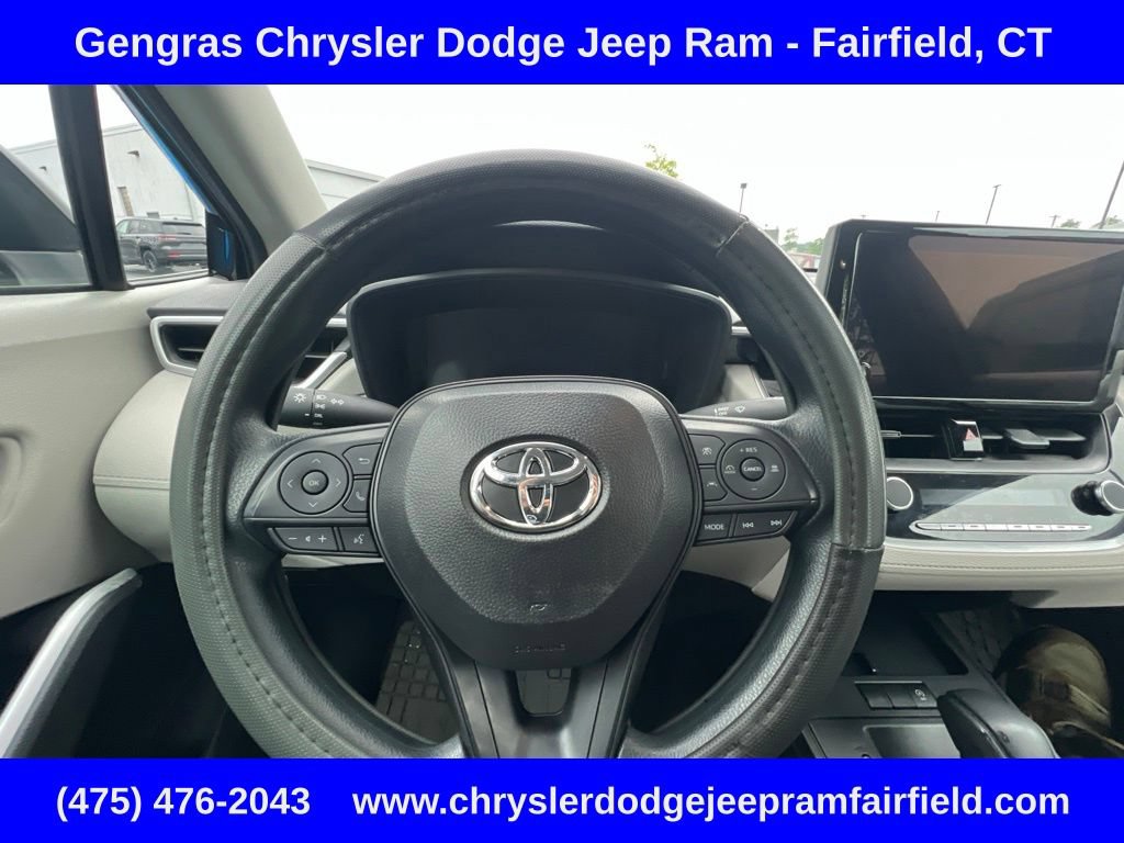 Used 2026 Toyota Corolla Cross L AWD/4WD image 44