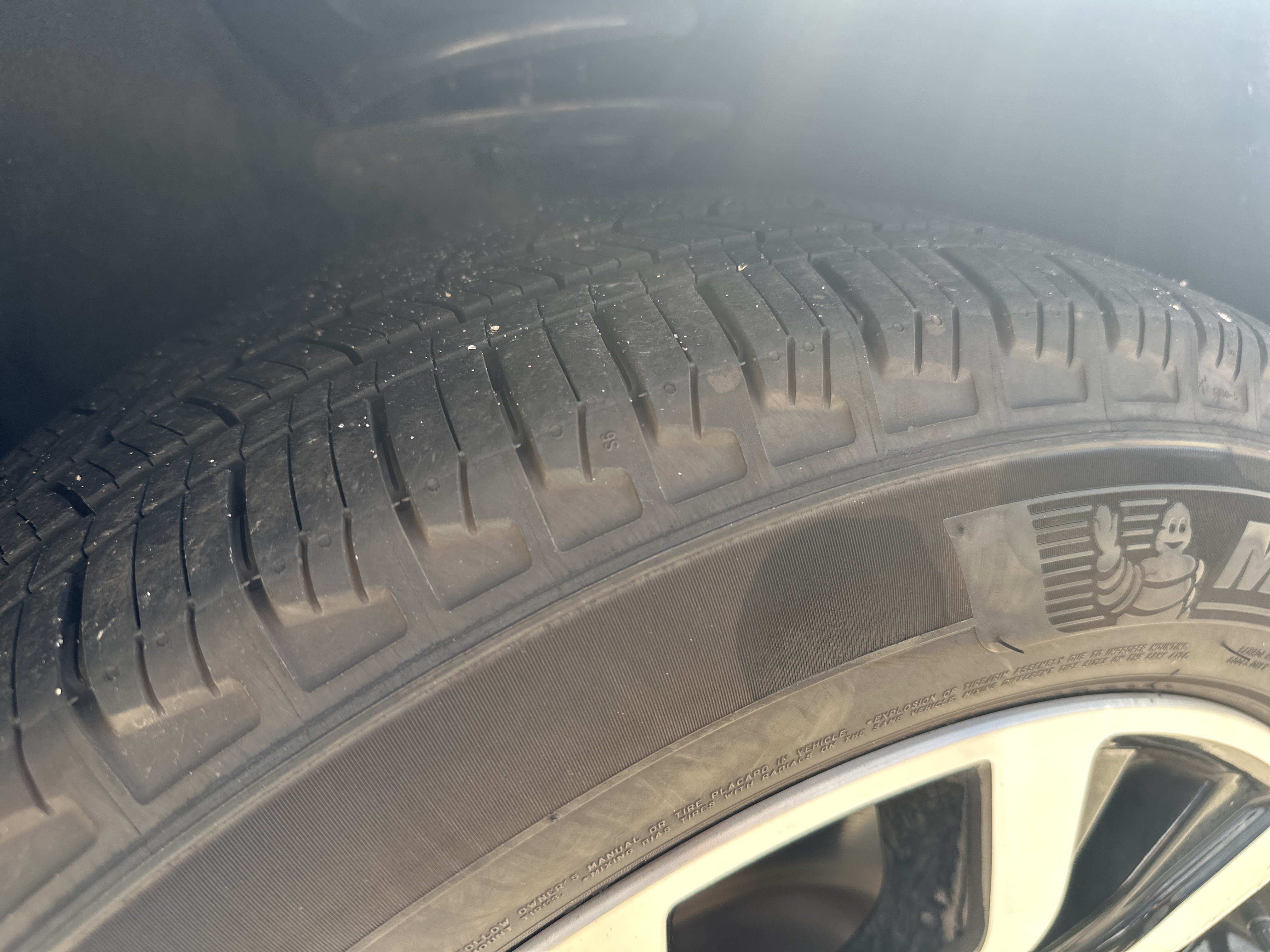 Used 2025 Ford Explorer ST-Line AWD/4WD image 30