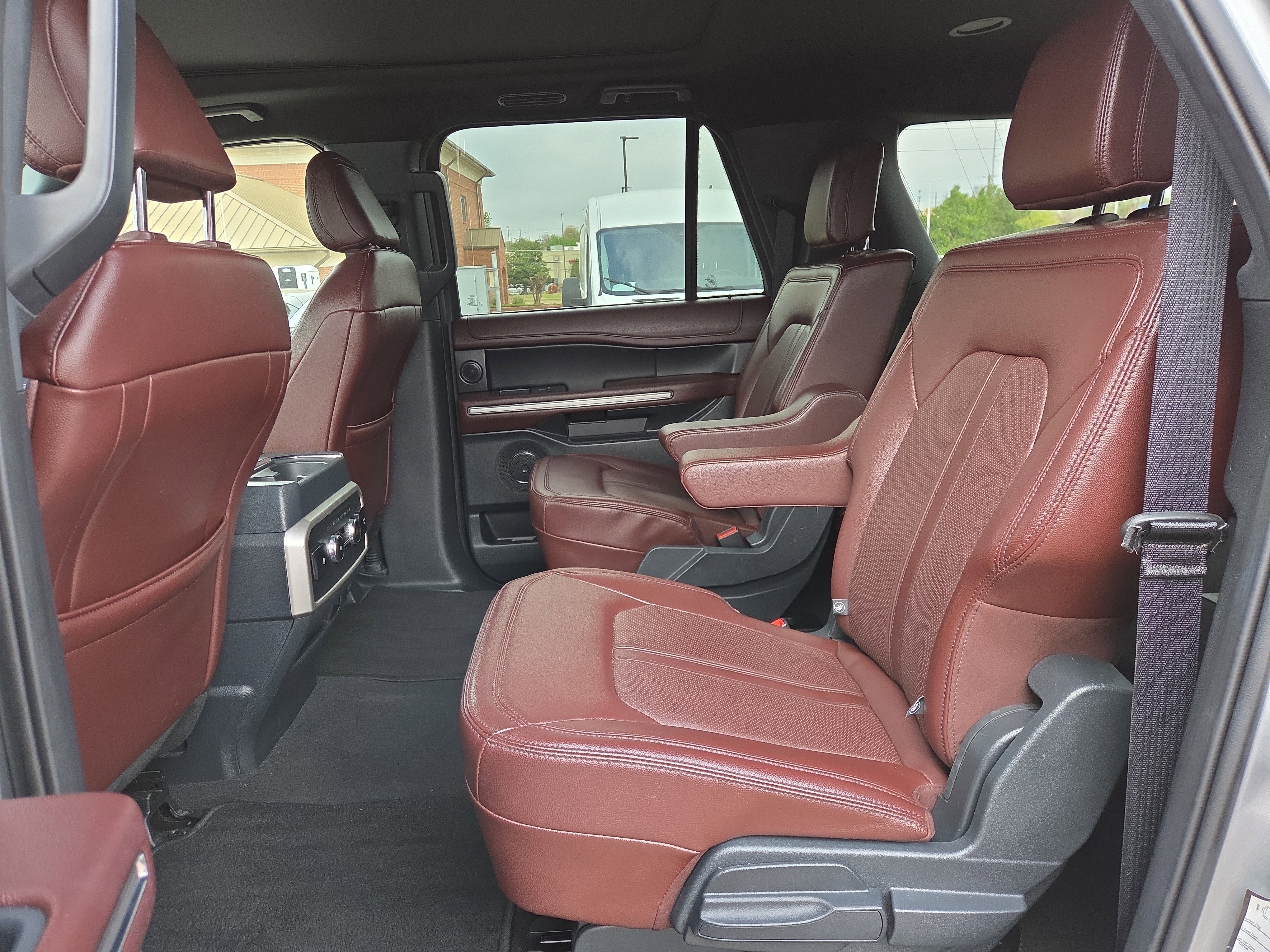 Certified 2024 Ford Expedition Max Limited AWD/4WD image 11