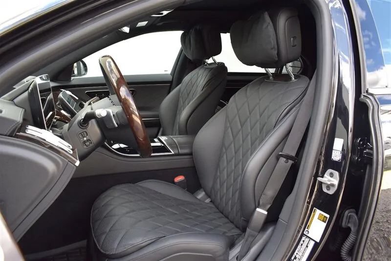 Used 2024 Mercedes-Benz S 500 4MATIC image 12