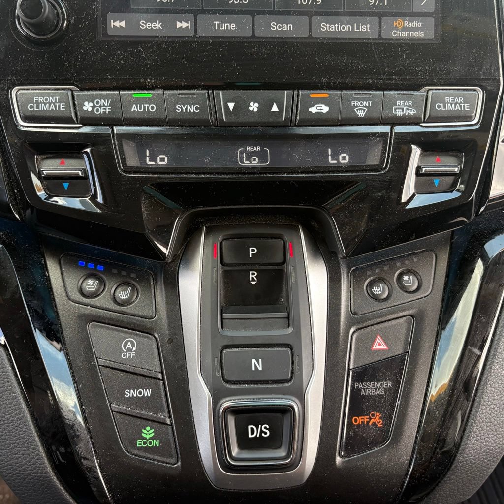Used 2022 Honda Odyssey Elite image 23
