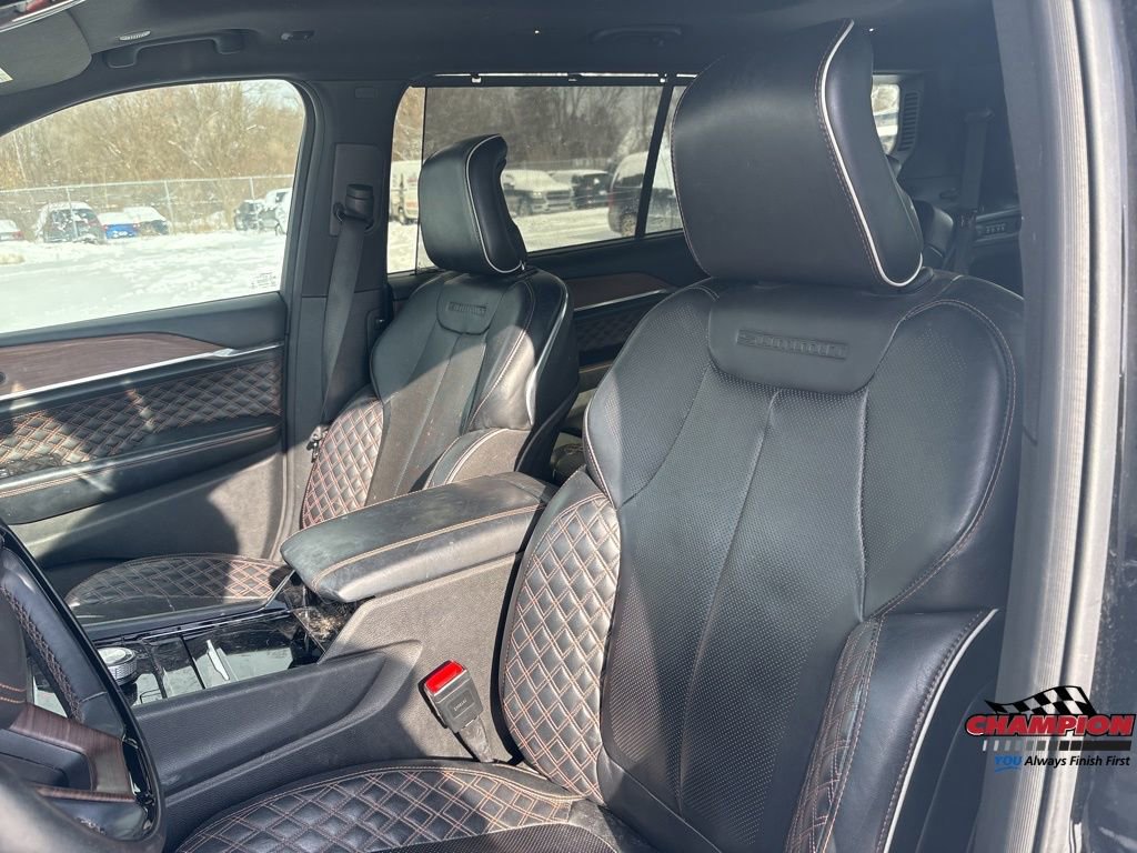 Used 2021 Jeep Grand Cherokee L Summit w/ Advanced Protech Group IV image 25