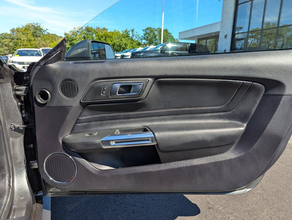 Used 2019 Ford Mustang GT Premium w/ GT Performance Package RWD image 35