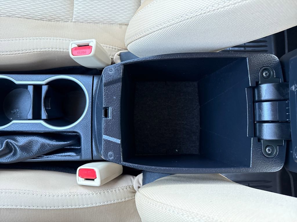 Used 2017 Toyota Corolla LE image 27