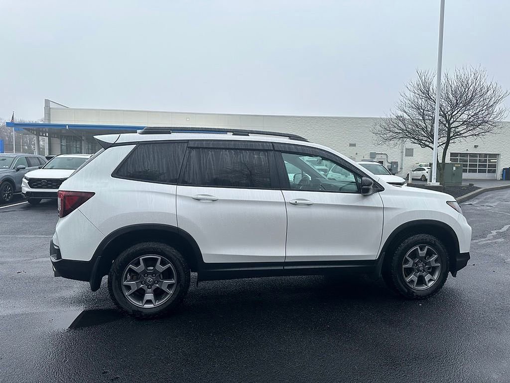 Used 2023 Honda Passport TrailSport image 10