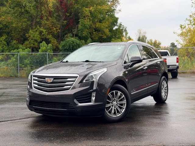 Used 2017 Cadillac XT5 Luxury w/ Driver Awareness Package AWD/4WD image 2