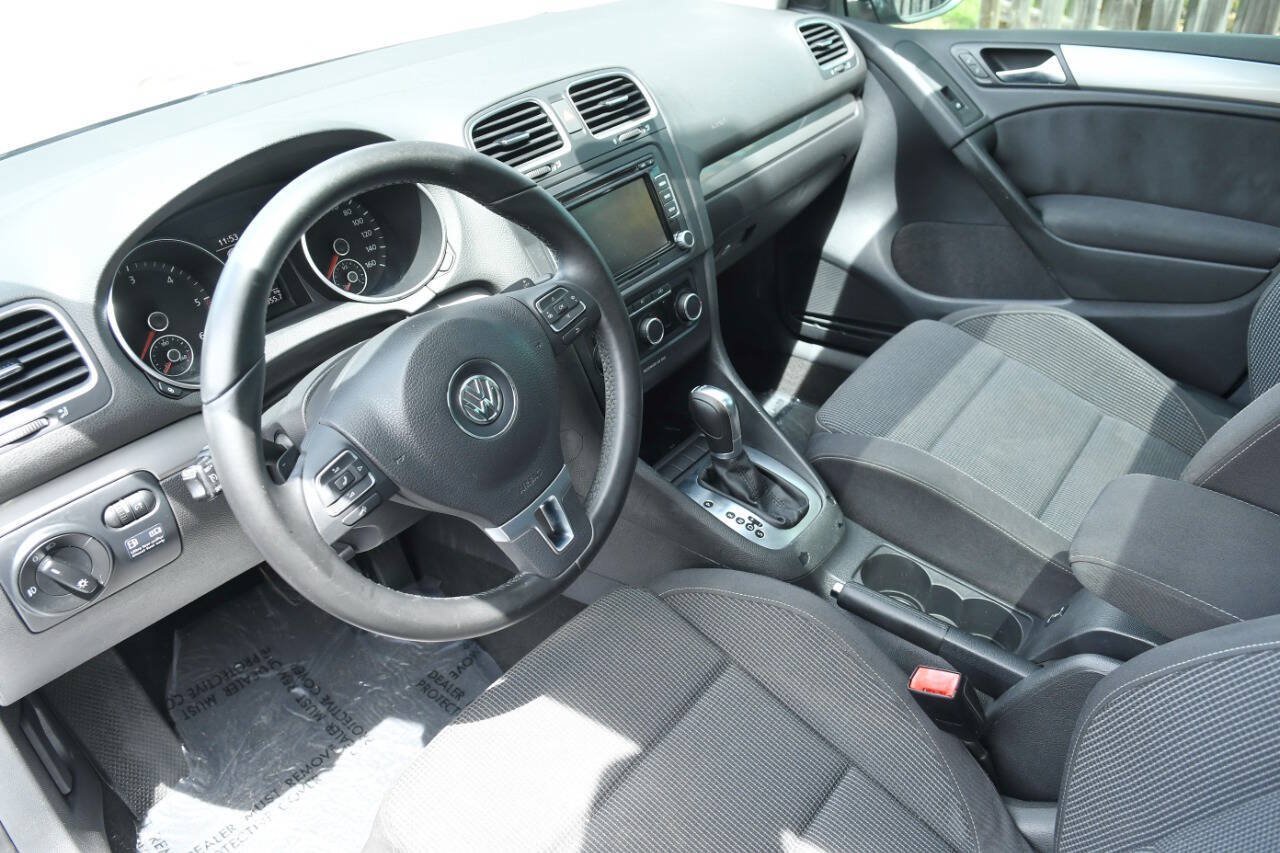 Used 2011 Volkswagen Golf TDI FWD image 25