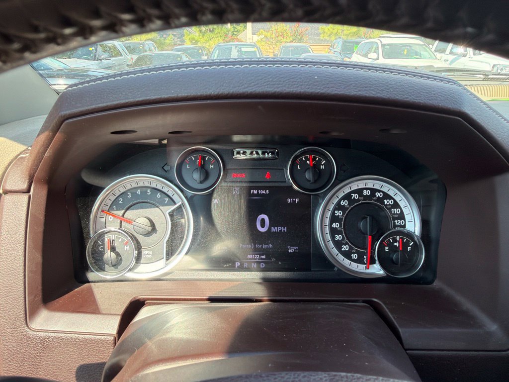 Used 2017 RAM 1500 Laramie w/ Convenience Group AWD/4WD image 10