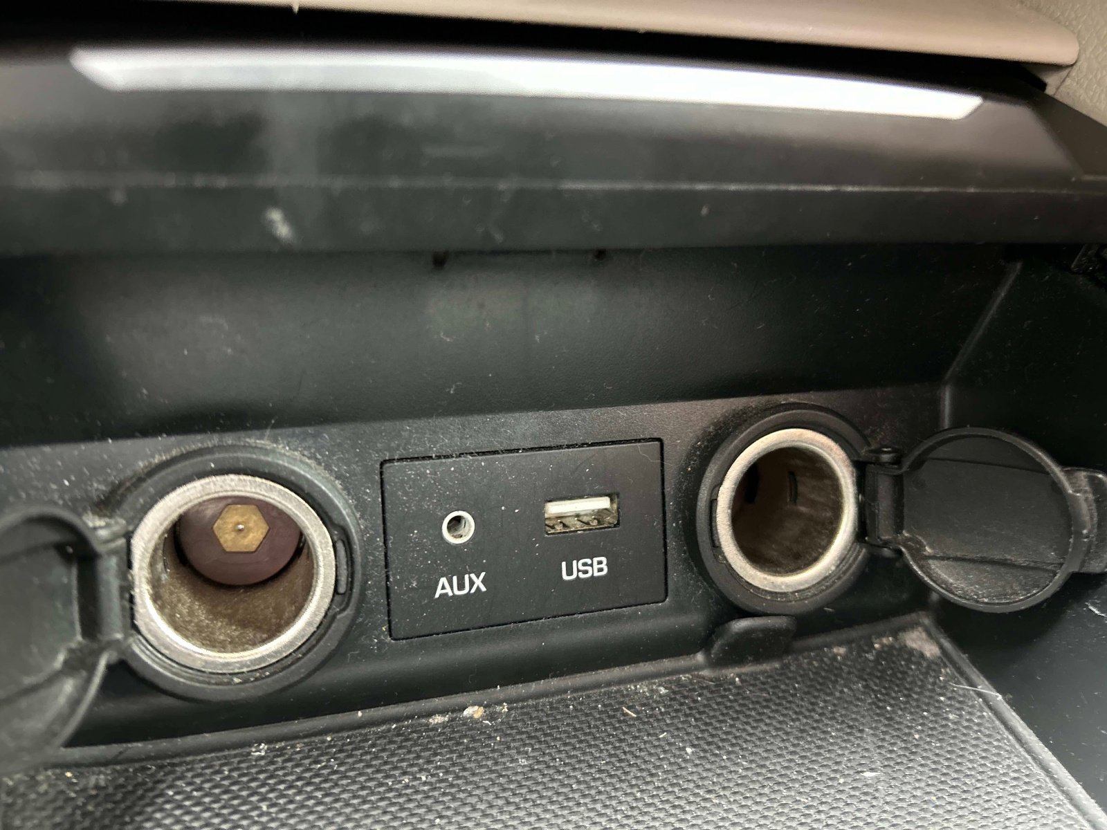 Used 2017 Hyundai Elantra SE image 30