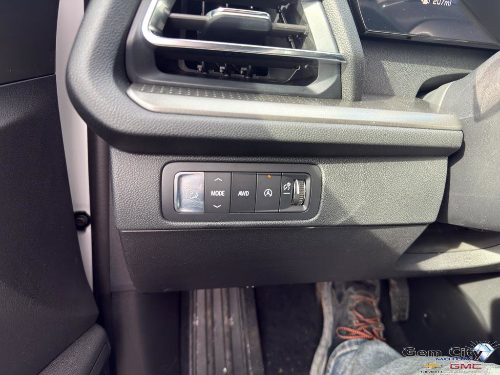 New 2026 Chevrolet Traverse LT w/ Midnight/Sport Edition AWD/4WD image 27