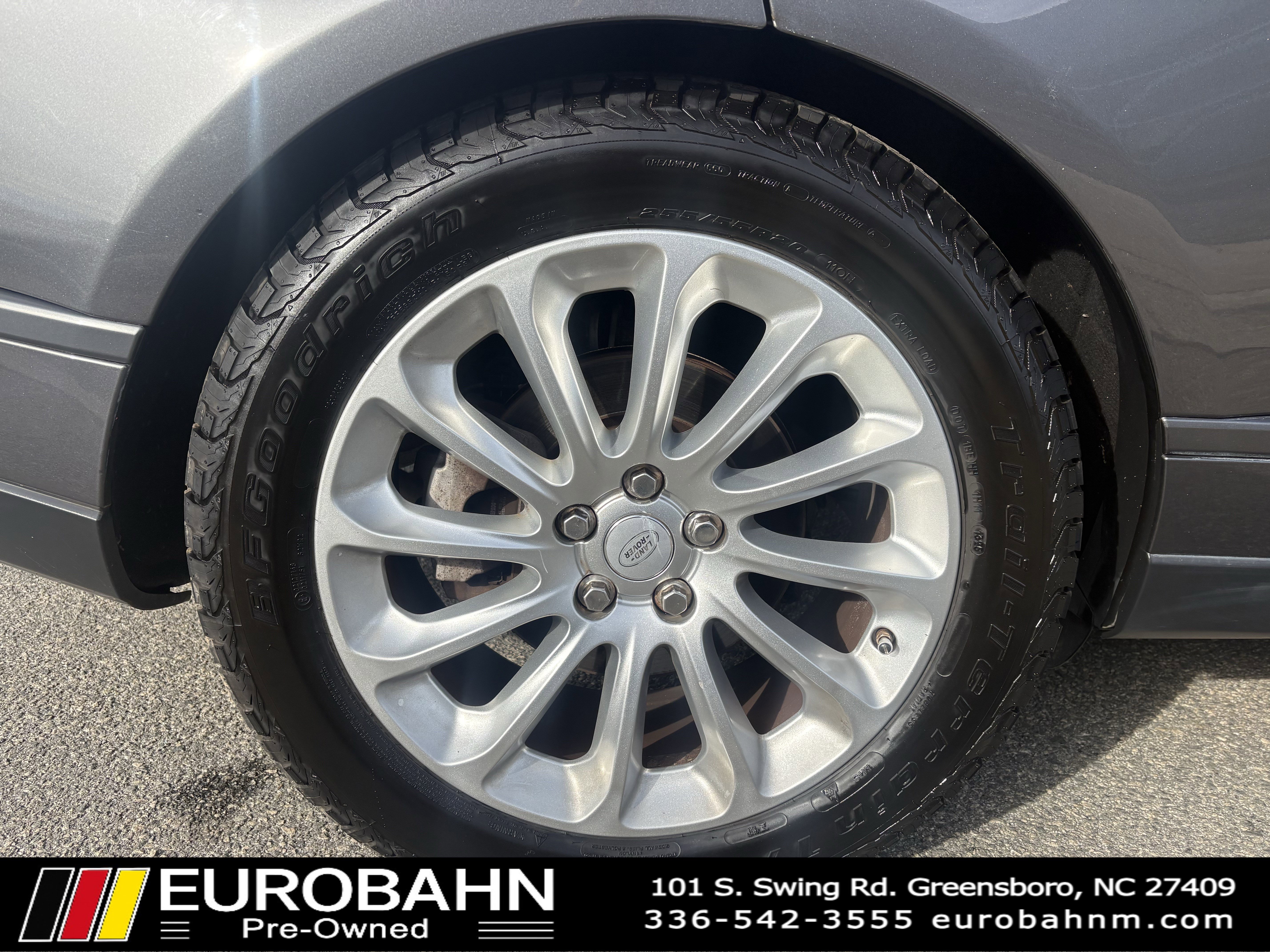 Used 2018 Land Rover Range Rover HSE image 35