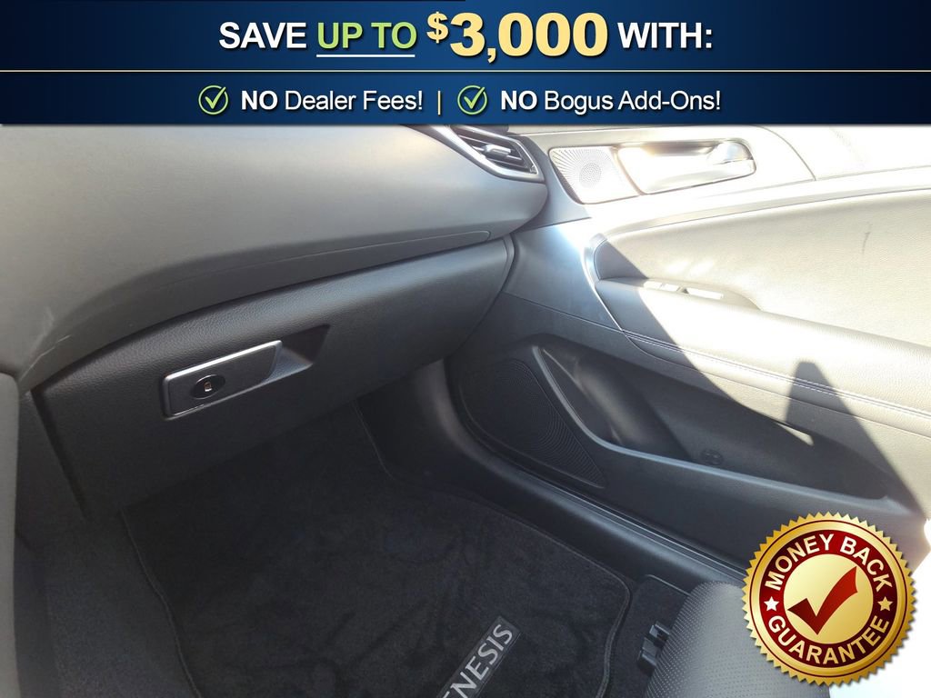 Used 2025 Genesis G70 2.5T image 29