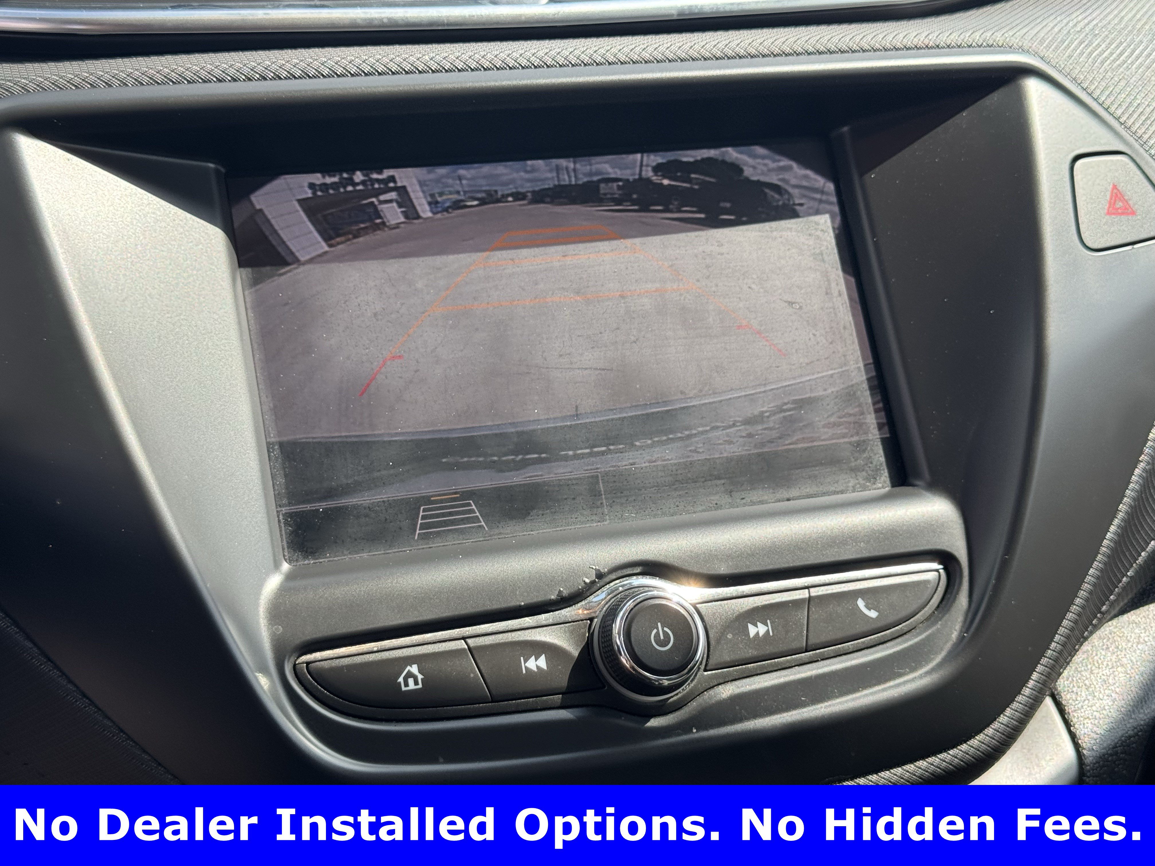 Used 2023 Chevrolet TrailBlazer LT FWD image 16