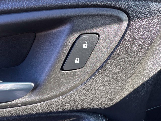 Used 2023 Buick Encore GX Select w/ Sport Touring Package AWD/4WD image 13