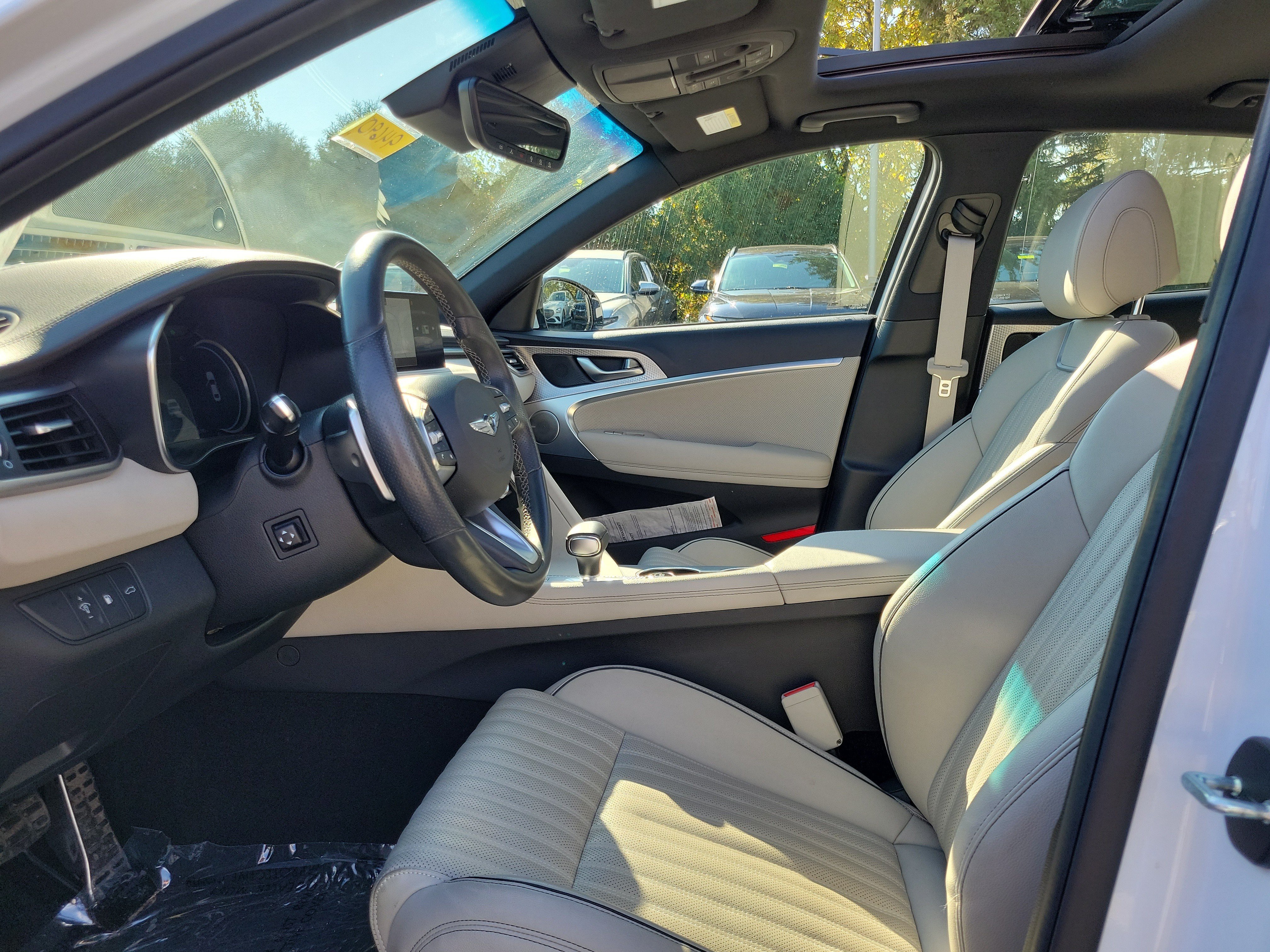 Used 2023 Genesis G70 2.0T w/ Sport Prestige Package AWD/4WD image 15