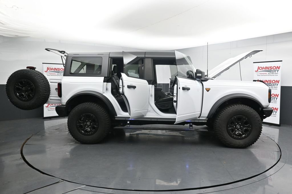 Used 2024 Ford Bronco Badlands image 27