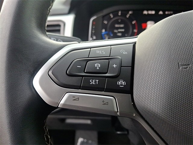 Used 2022 Volkswagen Atlas Cross Sport SE image 20