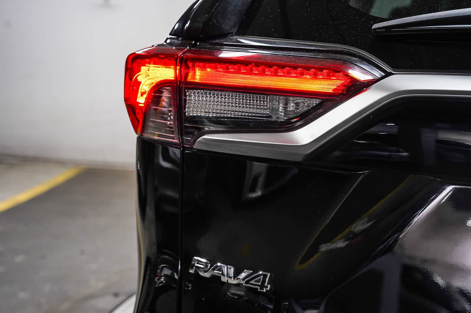 Certified 2021 Toyota RAV4 Limited FWD image 12