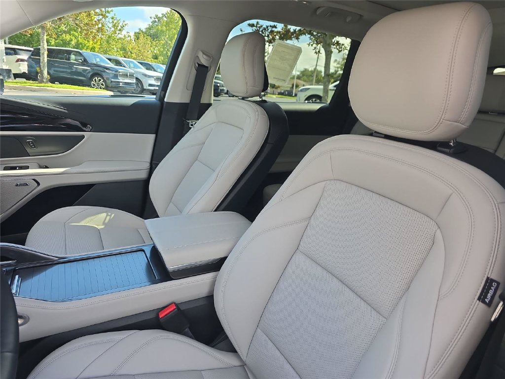 New 2026 Lincoln Nautilus Premier w/ Equipment Group 102A AWD/4WD image 14