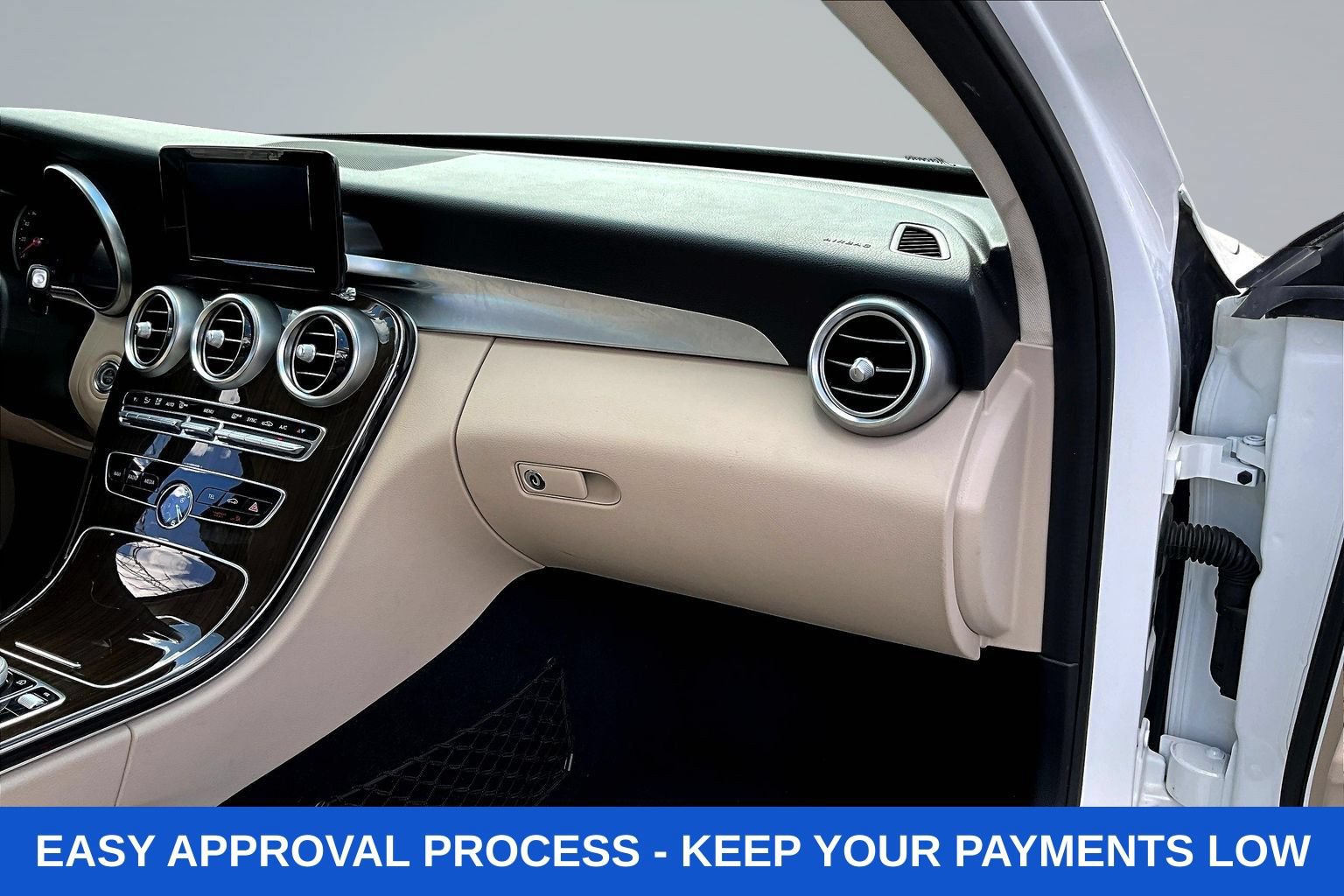 Used 2019 Mercedes-Benz C 300 4MATIC Sedan image 22