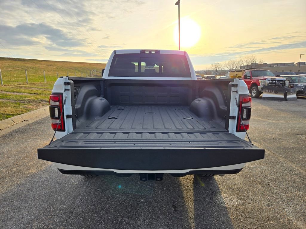 Used 2024 RAM 2500 Laramie w/ Night Edition image 34