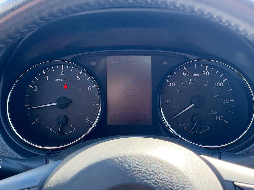 Used 2022 Nissan Rogue Sport SL w/ Premium Package image 12