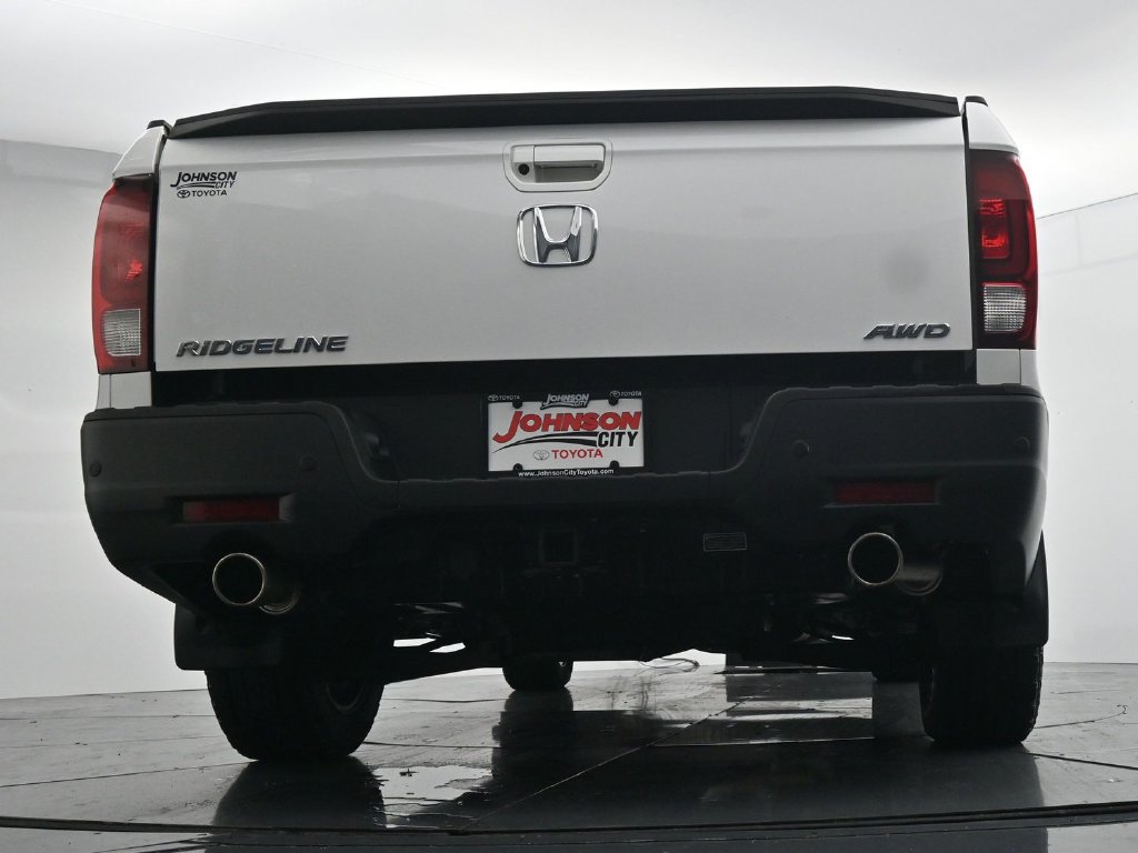 Used 2023 Honda Ridgeline Black Edition image 35