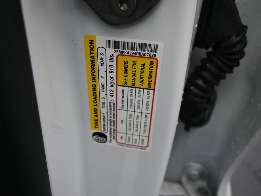 Used 2024 Ford Edge SEL w/ Sport Appearance Package image 9