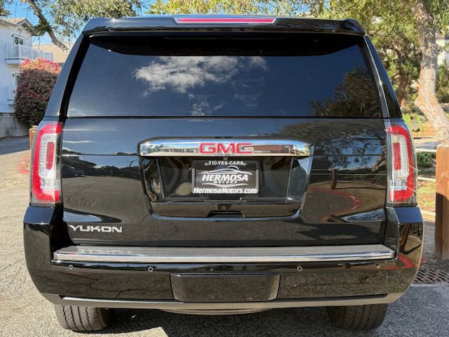 Used 2016 GMC Yukon Denali w/ Open Road Package image 38