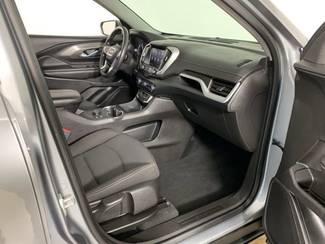 Used 2023 GMC Terrain SLE w/ Driver Convenience Package image 37
