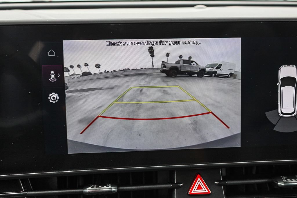 Used 2025 Kia Sportage EX FWD image 24