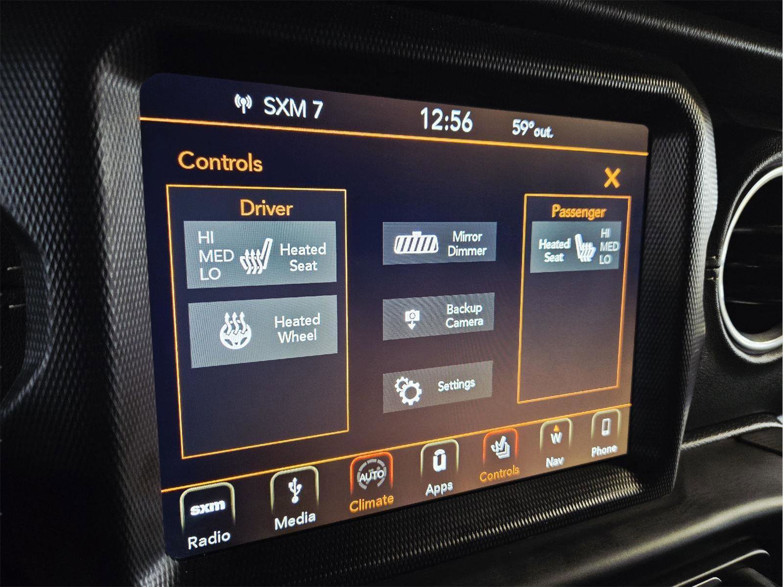 Used 2019 Jeep Wrangler Unlimited Sahara AWD/4WD image 25