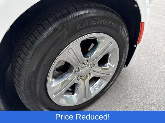 Used 2015 Dodge Charger SE RWD image 25