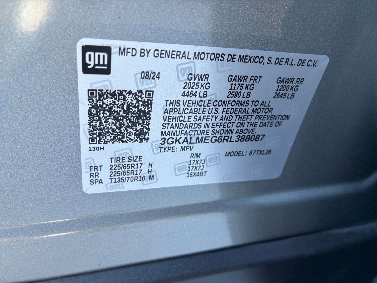 Used 2024 GMC Terrain SLE FWD image 28