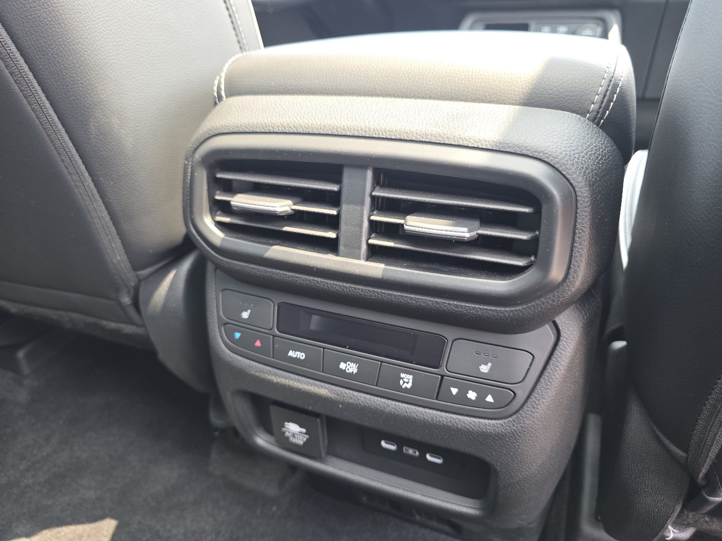 Certified 2025 Honda Pilot Elite image 24