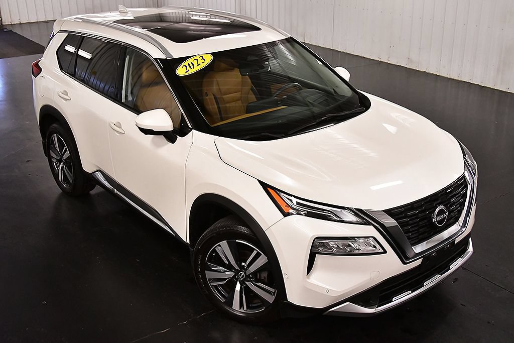 Used 2023 Nissan Rogue Platinum w/ Platinum Premium Package AWD/4WD image 12