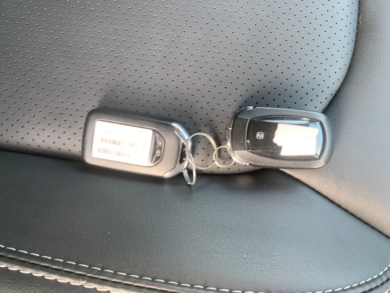 Used 2025 Chrysler Pacifica Select image 31