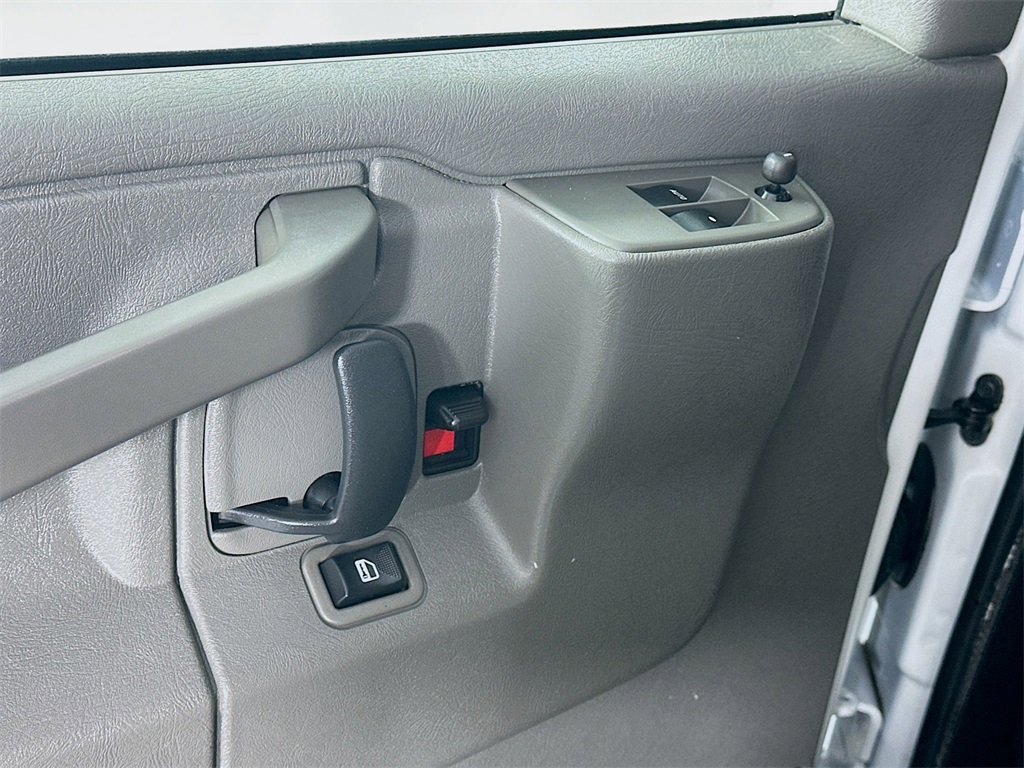 Used 2021 Chevrolet Express 2500 Work Van w/ Driver Convenience Package image 24