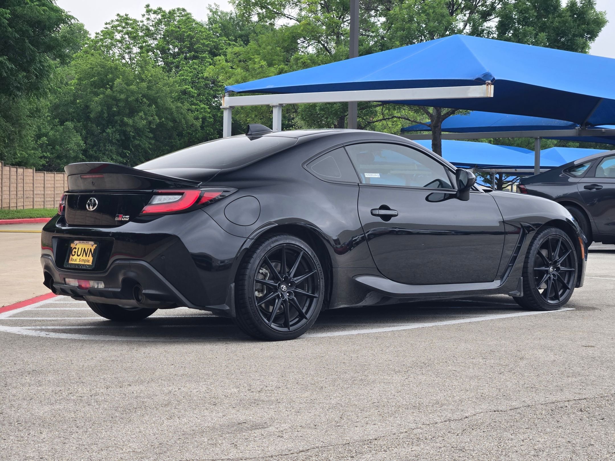 Used 2023 Toyota GR86 Premium RWD image 3