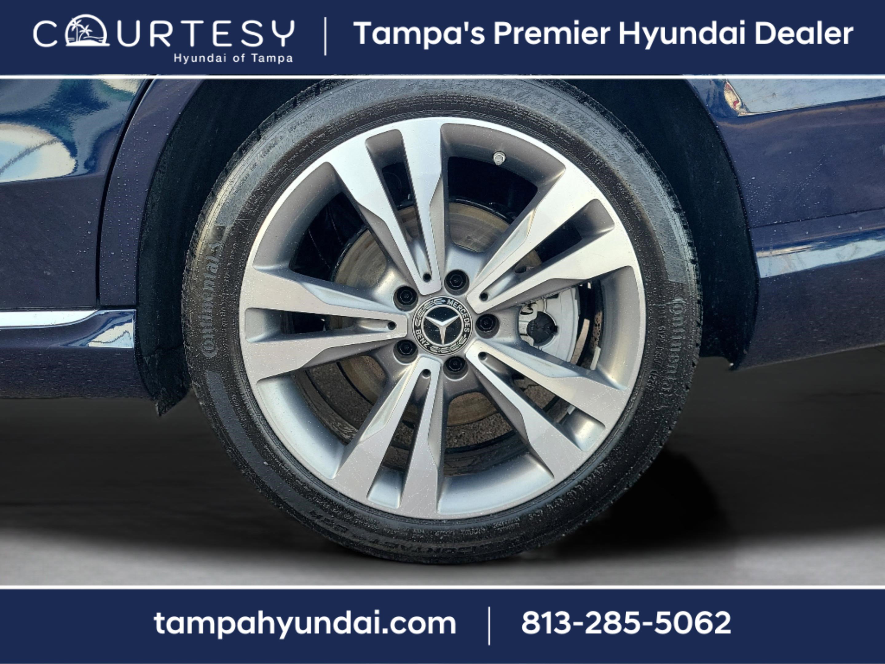 Used 2020 Mercedes-Benz C 300 4MATIC Sedan image 5