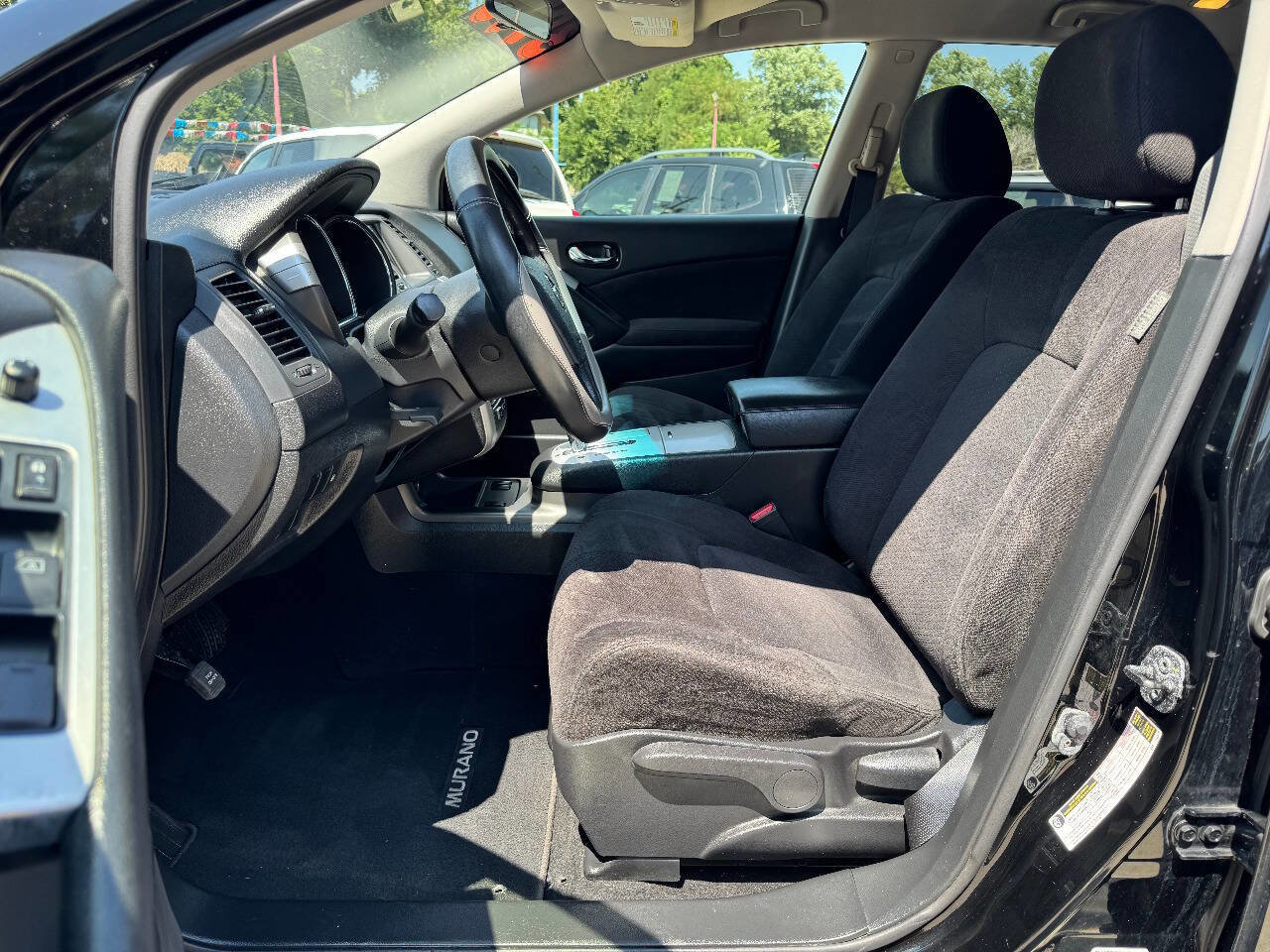 Used 2013 Nissan Murano S image 9