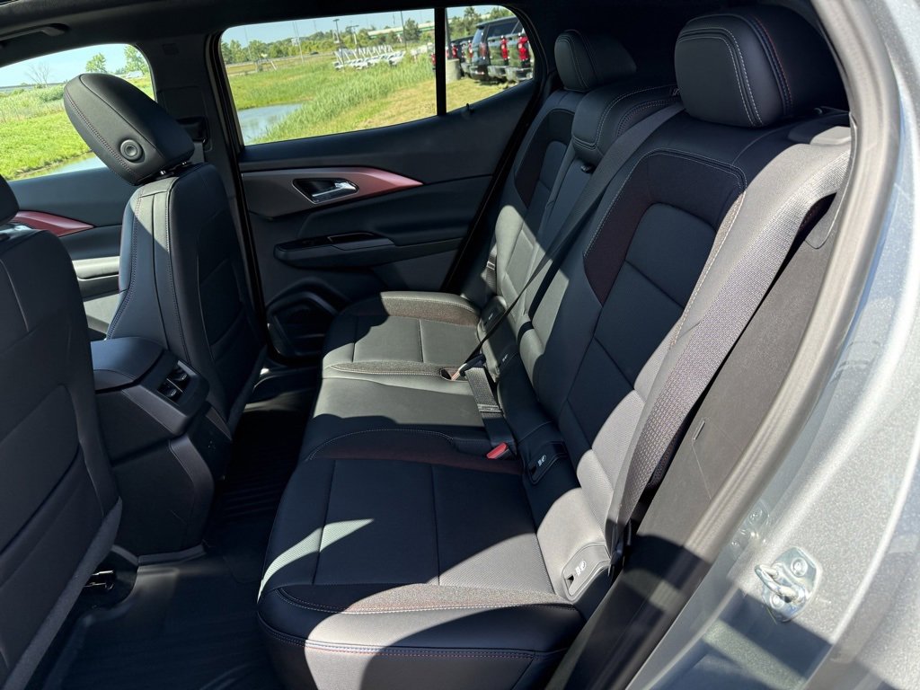 New 2025 Chevrolet Equinox EV RS image 25