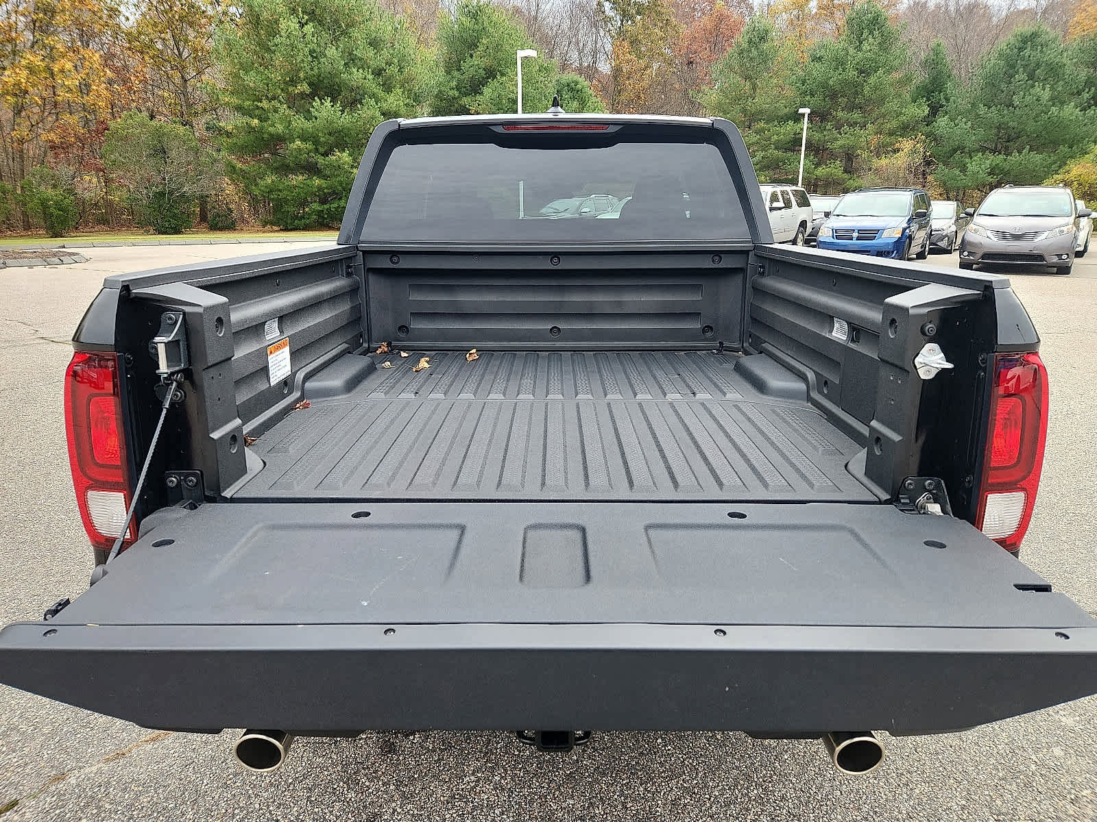 Used 2025 Honda Ridgeline Sport image 29