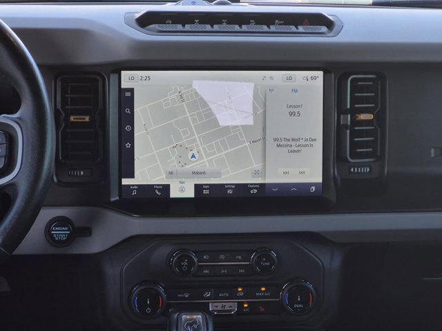 Used 2022 Ford Bronco Badlands image 16