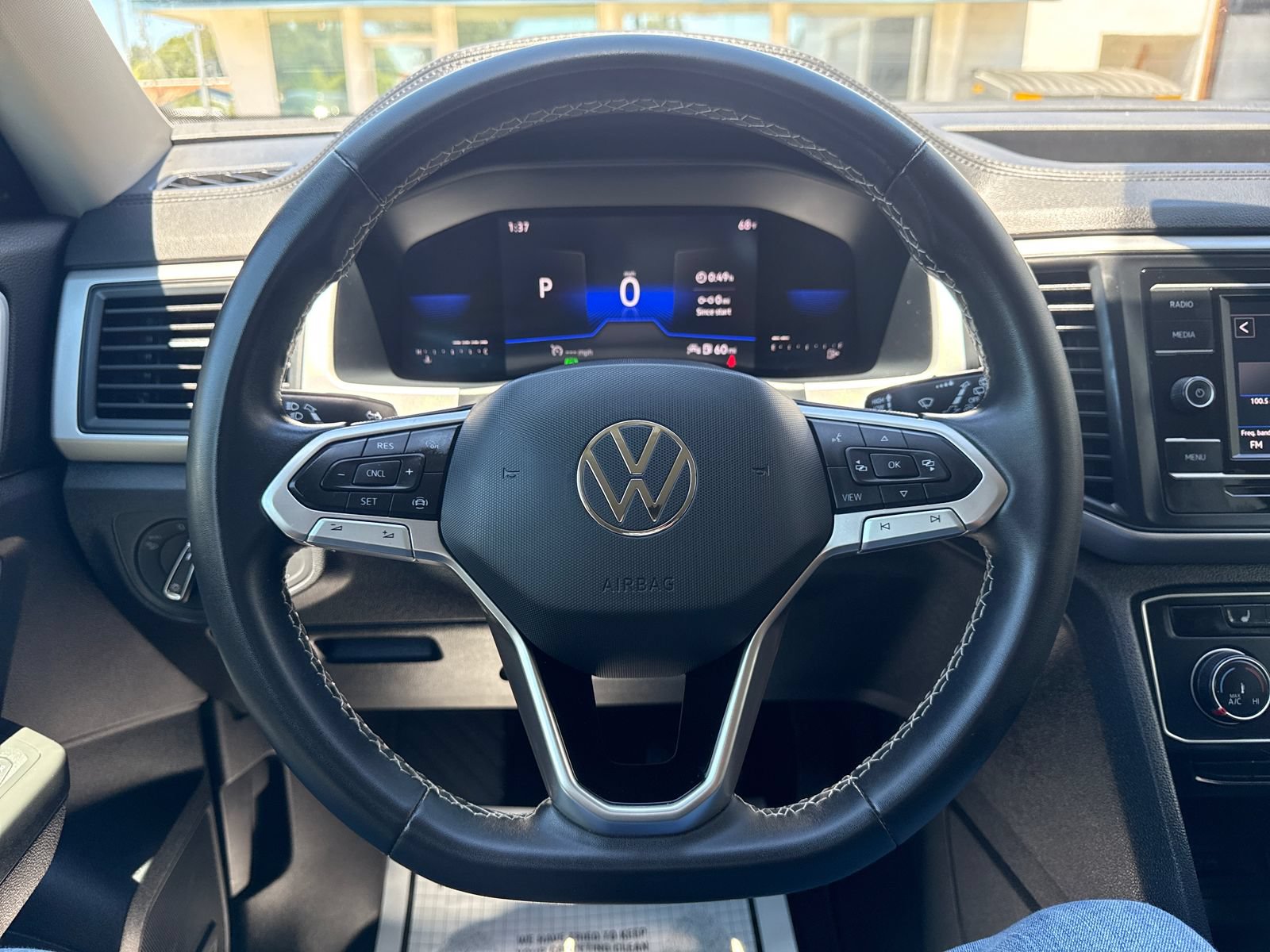 Used 2023 Volkswagen Atlas SE FWD image 14