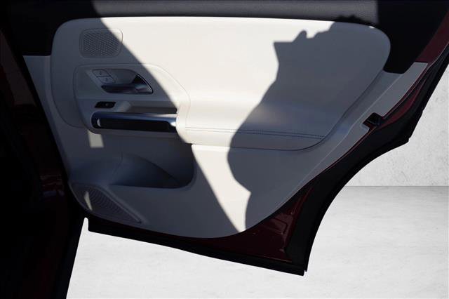 Certified 2026 Mercedes-Benz GLB 250 4MATIC image 28